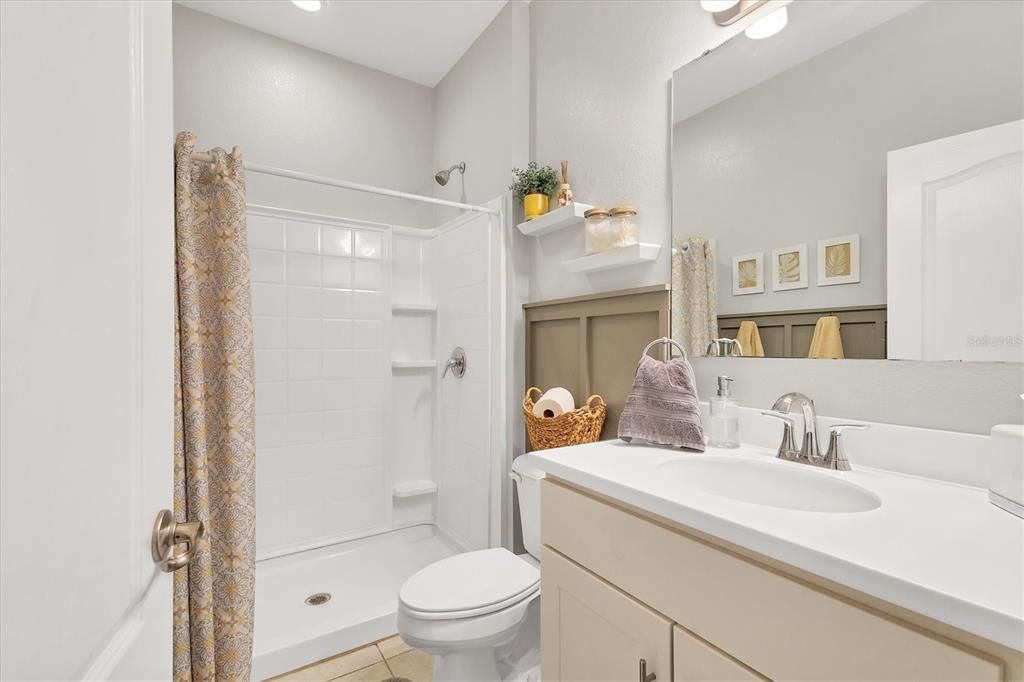 Active With Contract: $384,750 (4 beds, 3 baths, 2470 Square Feet)