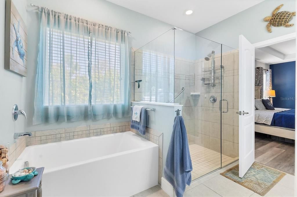 Active With Contract: $384,750 (4 beds, 3 baths, 2470 Square Feet)