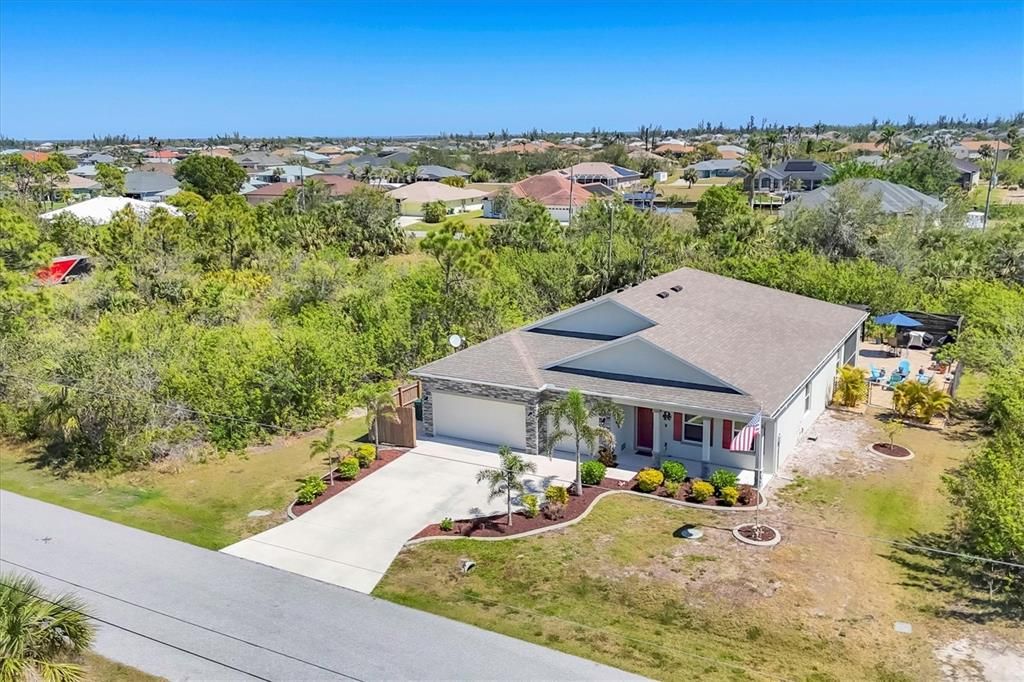 Active With Contract: $384,750 (4 beds, 3 baths, 2470 Square Feet)