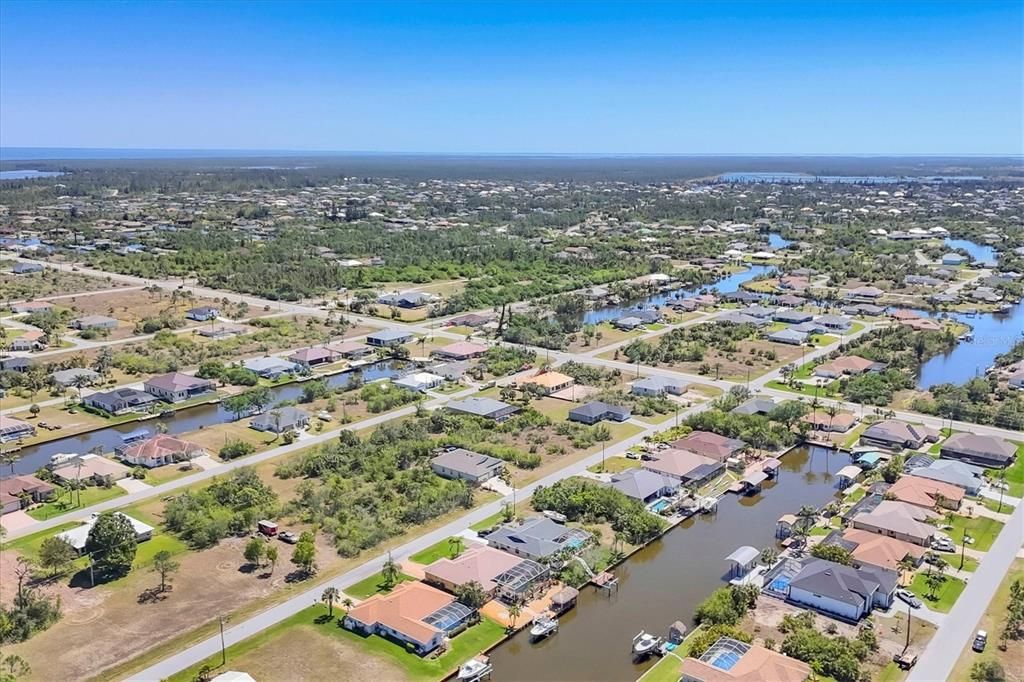 Active With Contract: $384,750 (4 beds, 3 baths, 2470 Square Feet)