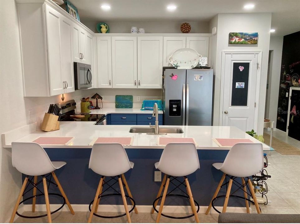 For Sale: $298,000 (3 beds, 2 baths, 1675 Square Feet)