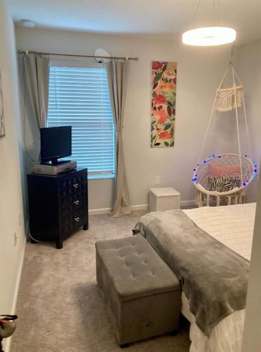 For Sale: $298,000 (3 beds, 2 baths, 1675 Square Feet)