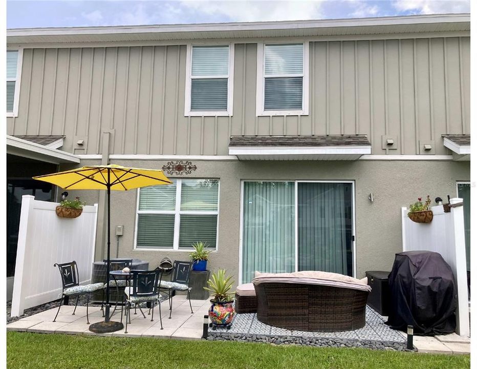 For Sale: $298,000 (3 beds, 2 baths, 1675 Square Feet)