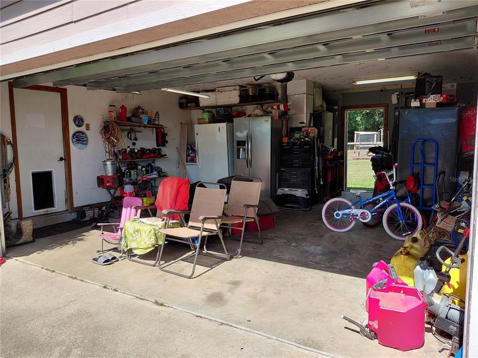 For Sale: $575,000 (3 beds, 2 baths, 1577 Square Feet)