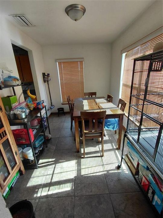 For Sale: $575,000 (3 beds, 2 baths, 1577 Square Feet)