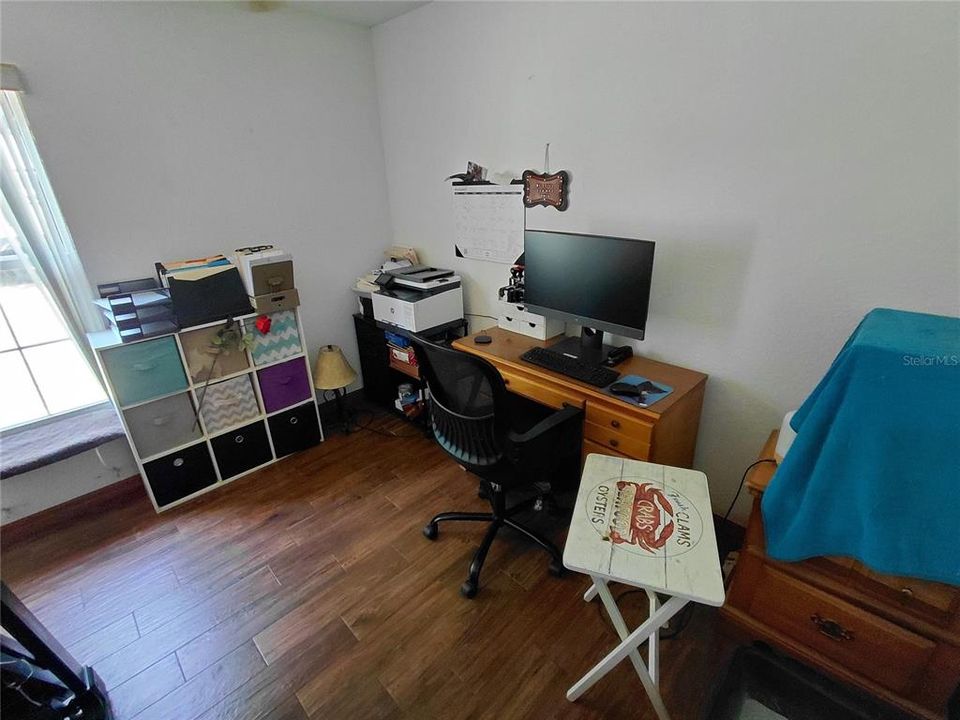 For Sale: $575,000 (3 beds, 2 baths, 1577 Square Feet)