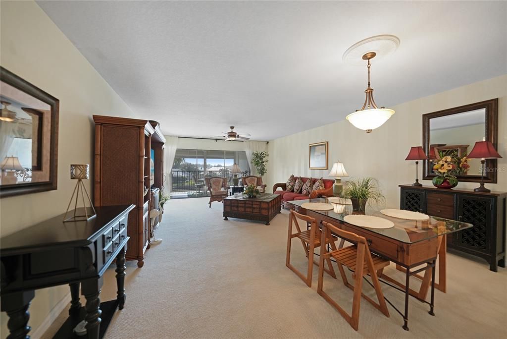 В аренду: $4,500 (2 спален, 2 ванн, 1398 Квадратных фут)