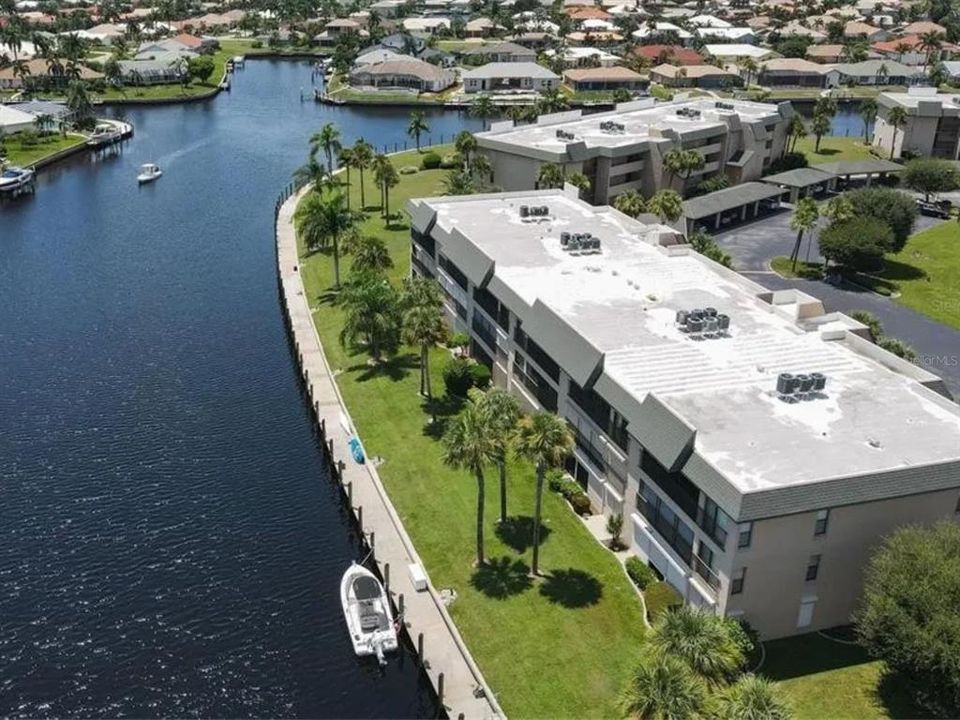 В аренду: $4,500 (2 спален, 2 ванн, 1398 Квадратных фут)