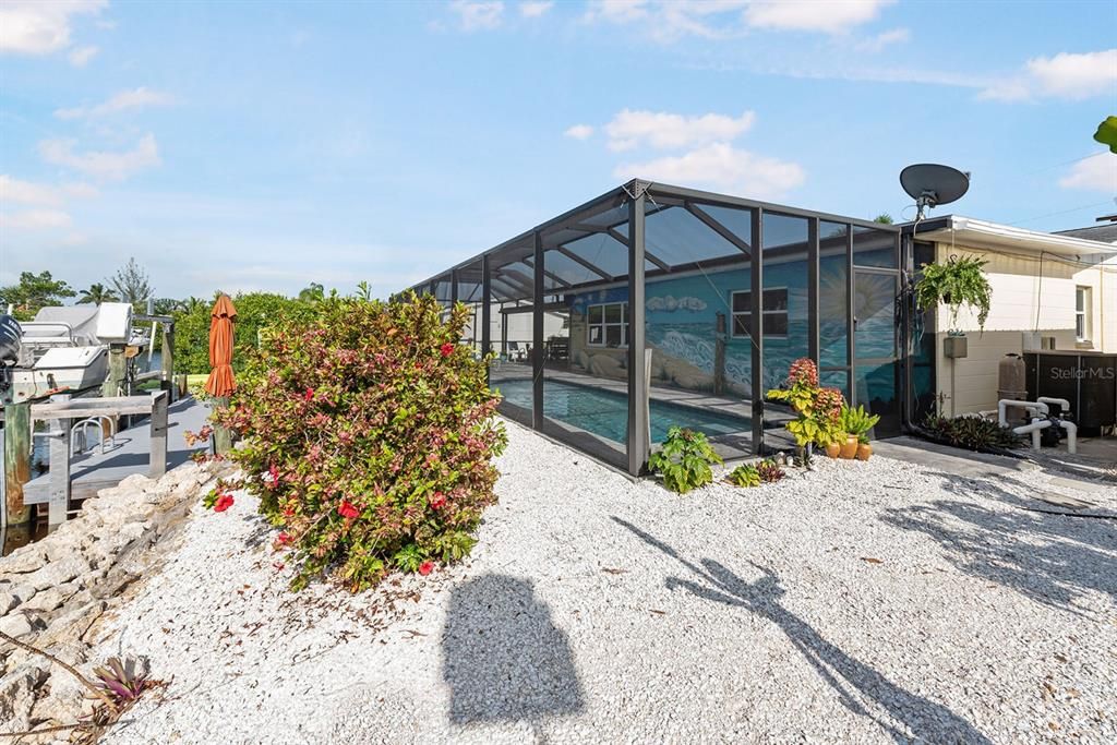 Active With Contract: $488,000 (3 beds, 2 baths, 1422 Square Feet)