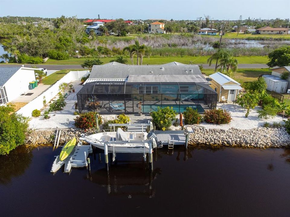 Active With Contract: $488,000 (3 beds, 2 baths, 1422 Square Feet)