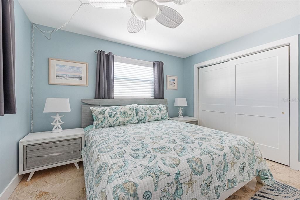 Active With Contract: $488,000 (3 beds, 2 baths, 1422 Square Feet)