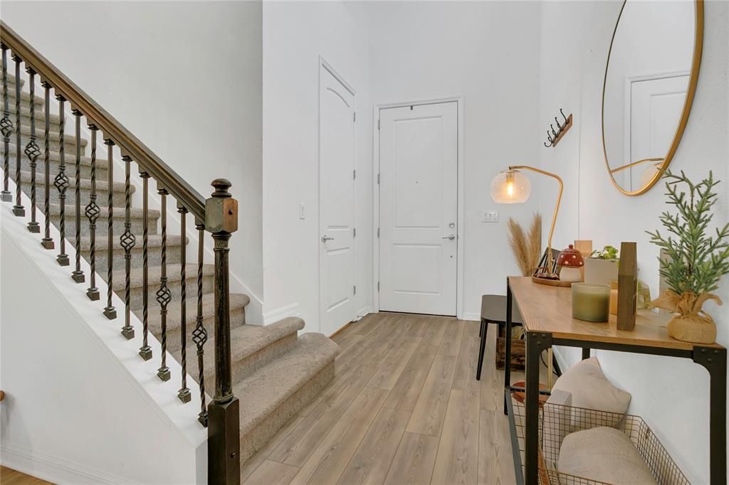 For Sale: $500,000 (3 beds, 2 baths, 1822 Square Feet)