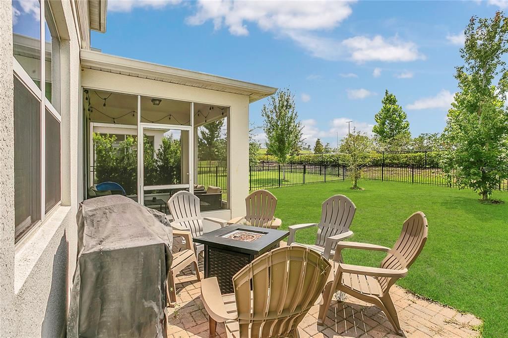 For Sale: $500,000 (3 beds, 2 baths, 1822 Square Feet)