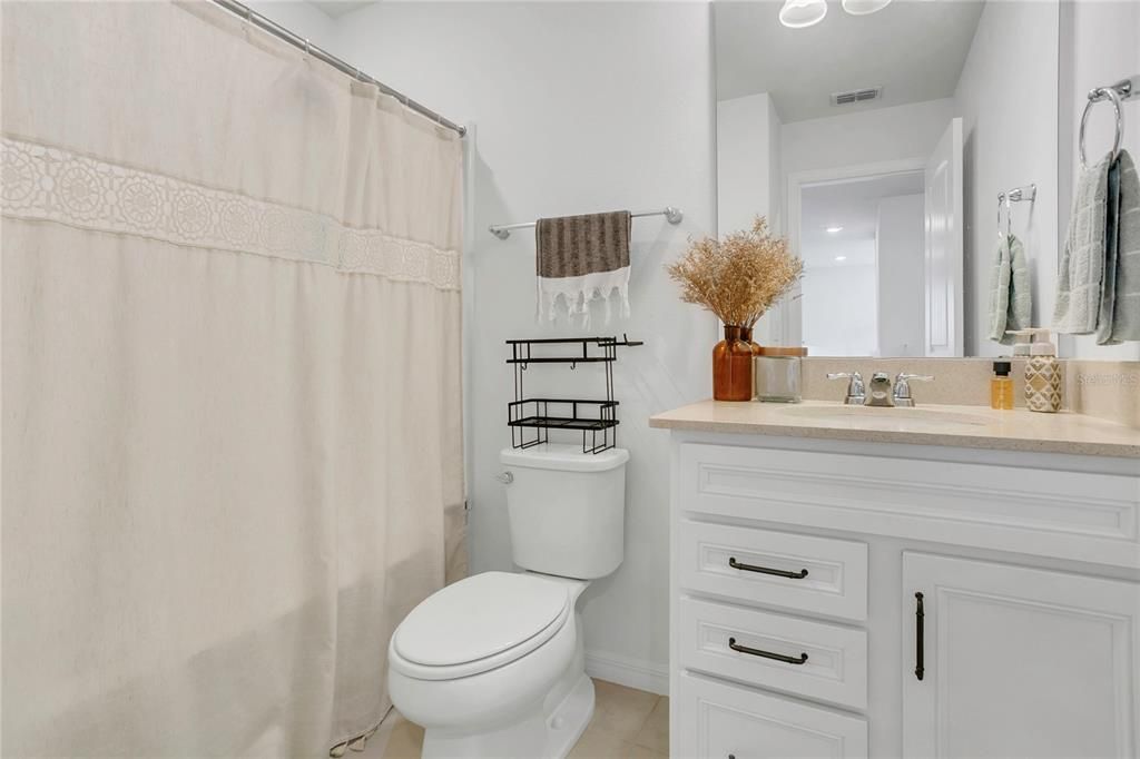 For Sale: $500,000 (3 beds, 2 baths, 1822 Square Feet)