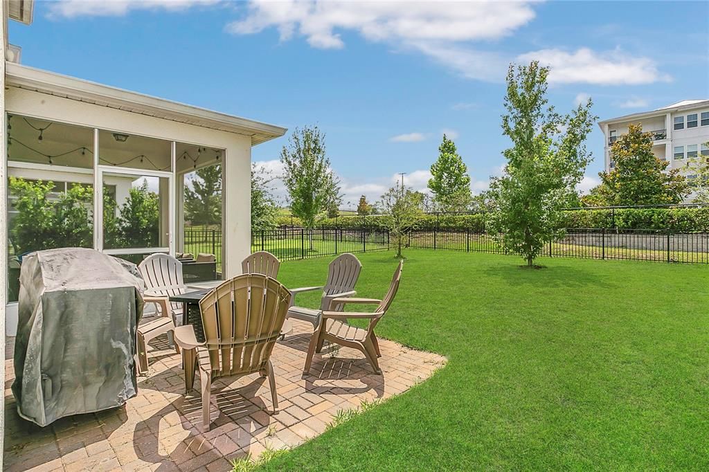 For Sale: $500,000 (3 beds, 2 baths, 1822 Square Feet)