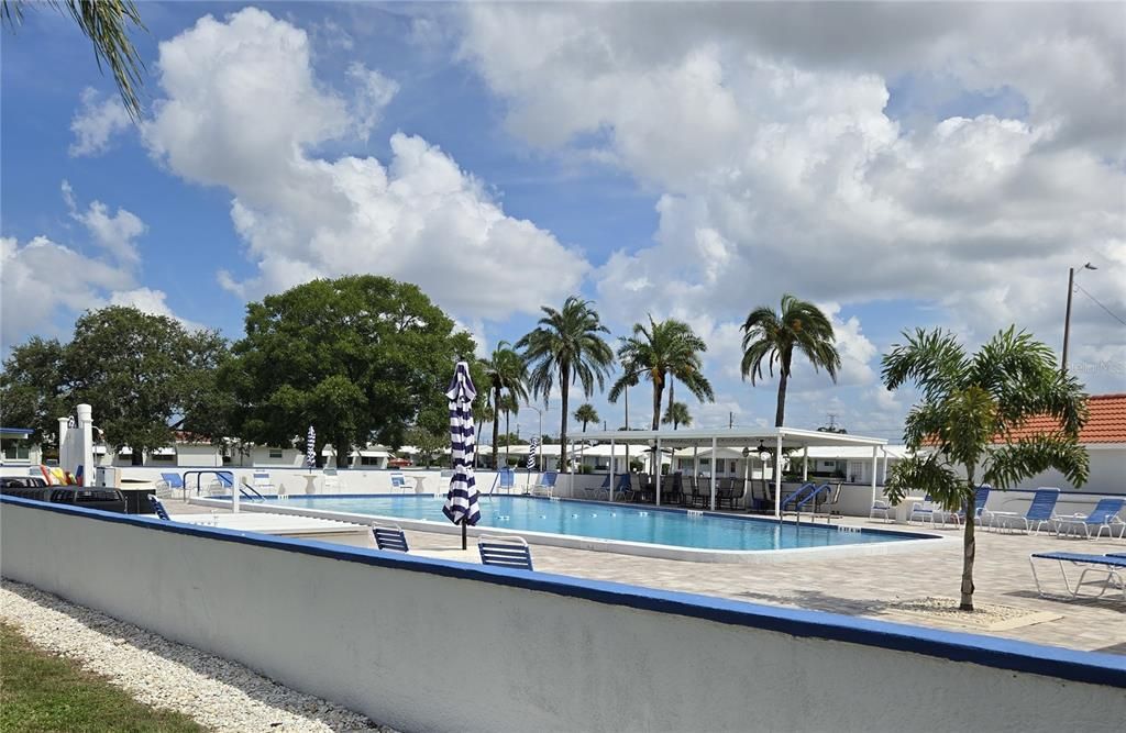 For Sale: $244,900 (2 beds, 2 baths, 1276 Square Feet)