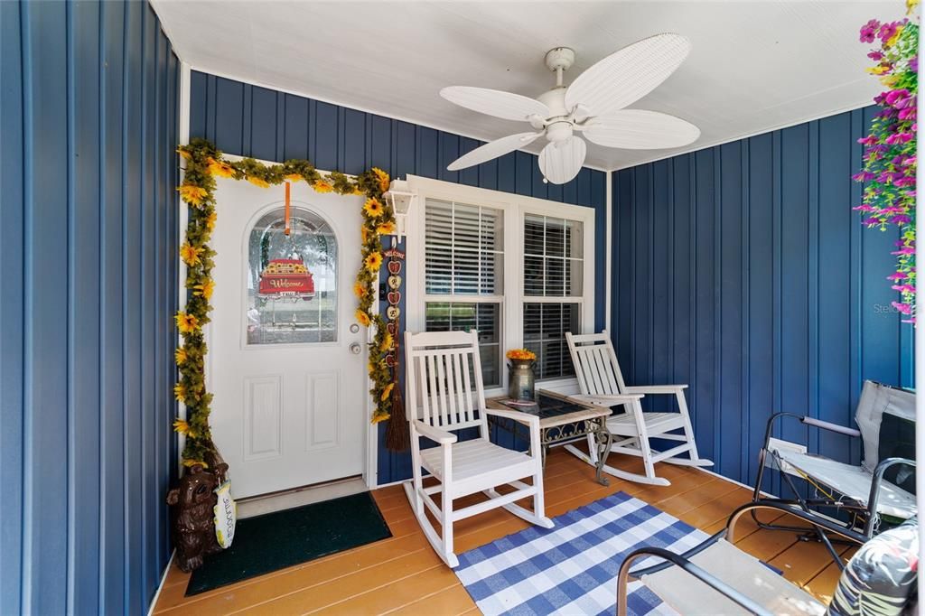 En Venta: $645,000 (4 camas, 3 baños, 2432 Pies cuadrados)