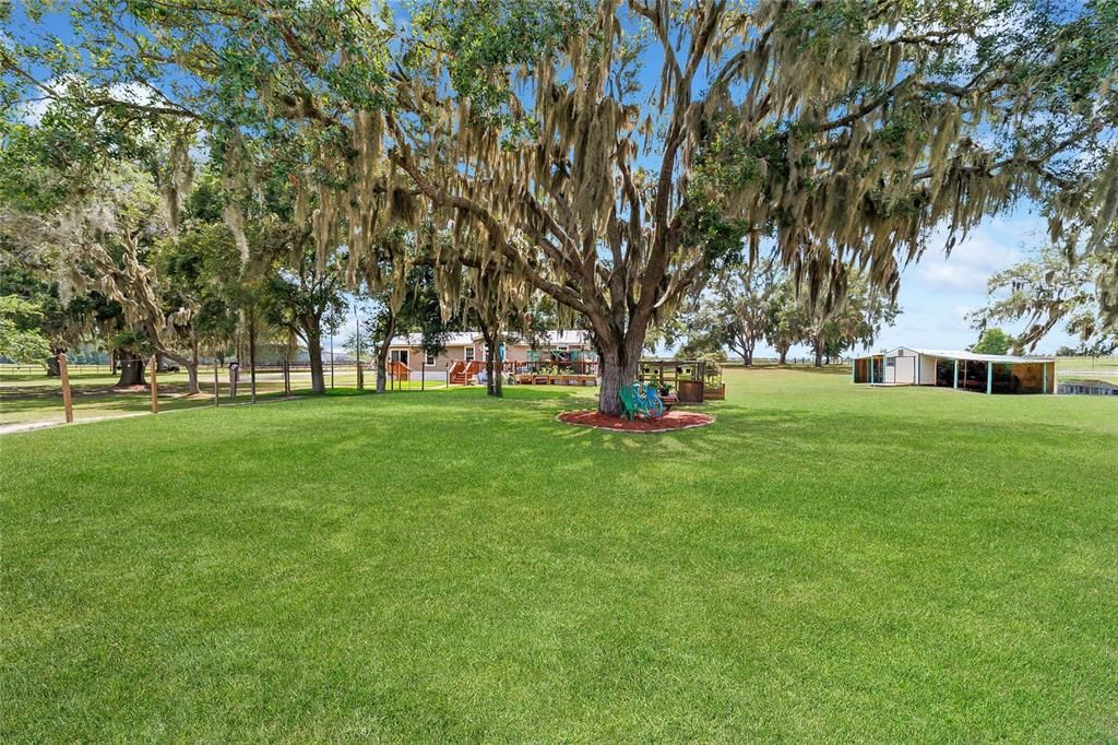 En Venta: $645,000 (4 camas, 3 baños, 2432 Pies cuadrados)