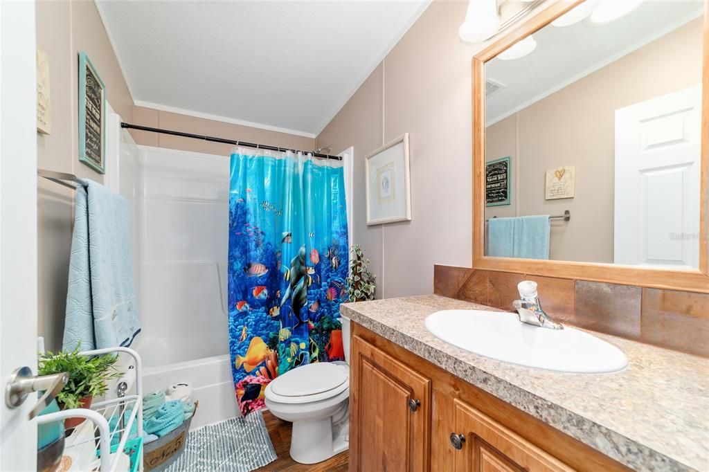 En Venta: $645,000 (4 camas, 3 baños, 2432 Pies cuadrados)