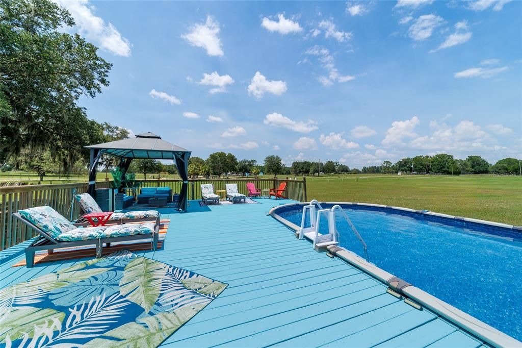 En Venta: $645,000 (4 camas, 3 baños, 2432 Pies cuadrados)