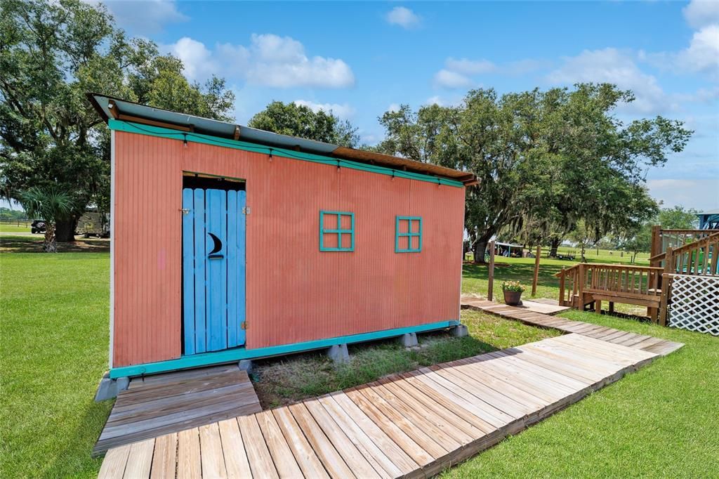 En Venta: $645,000 (4 camas, 3 baños, 2432 Pies cuadrados)