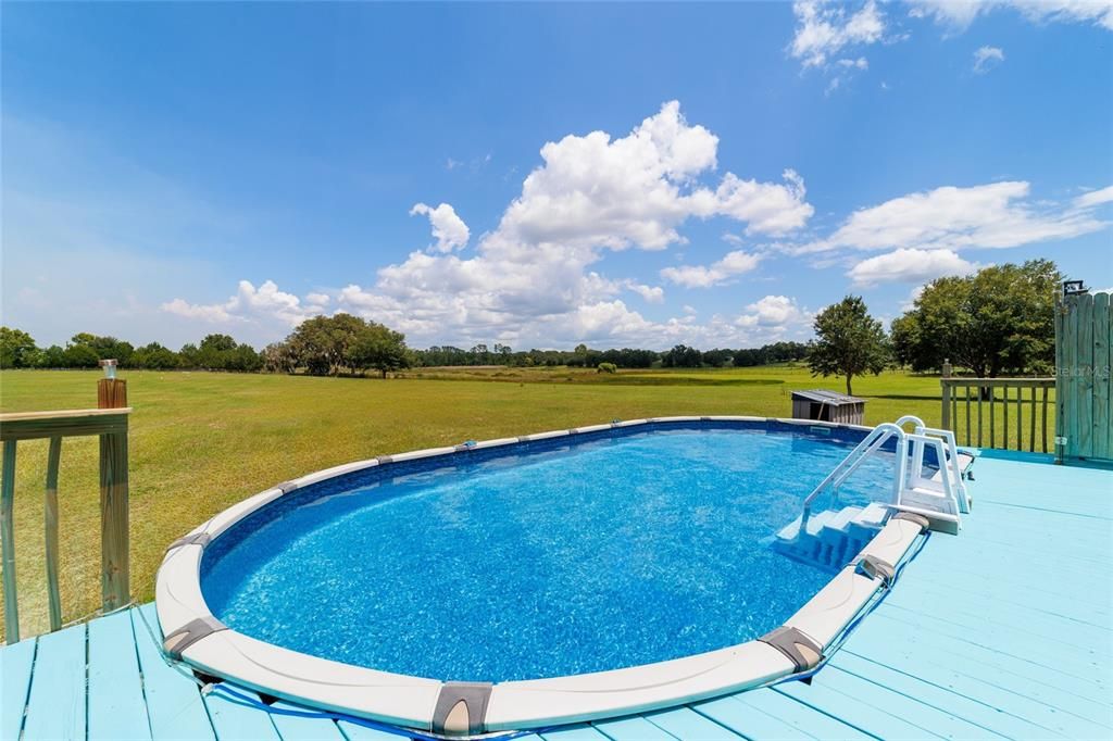 En Venta: $645,000 (4 camas, 3 baños, 2432 Pies cuadrados)