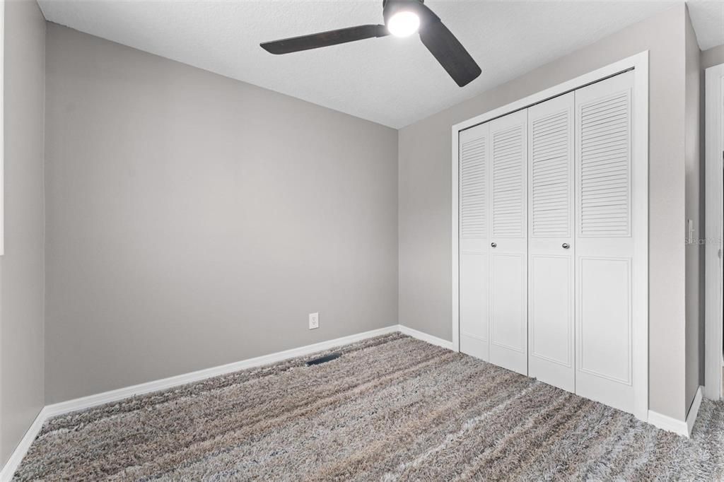 В аренду: $1,400 (2 спален, 2 ванн, 990 Квадратных фут)