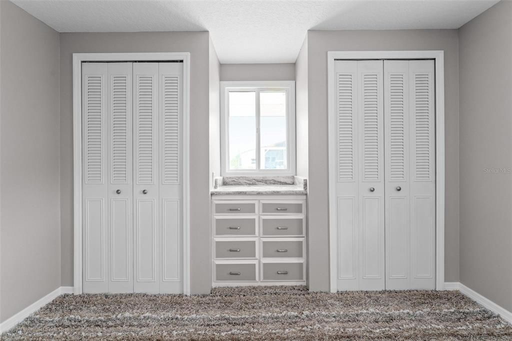 В аренду: $1,400 (2 спален, 2 ванн, 990 Квадратных фут)