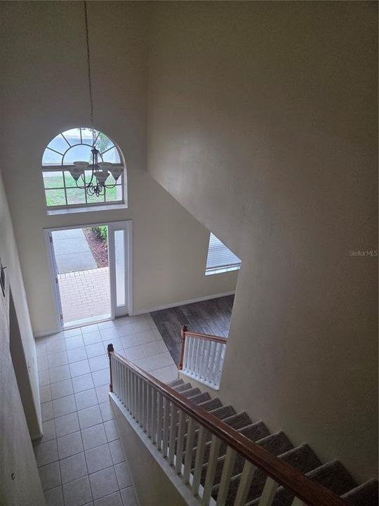 Active With Contract: $2,400 (6 beds, 3 baths, 3025 Square Feet)