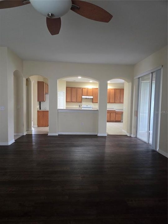 Active With Contract: $2,400 (6 beds, 3 baths, 3025 Square Feet)