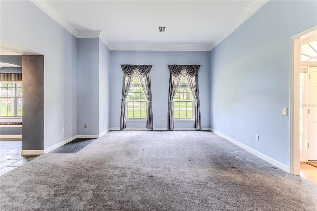 For Sale: $550,000 (3 beds, 2 baths, 3108 Square Feet)