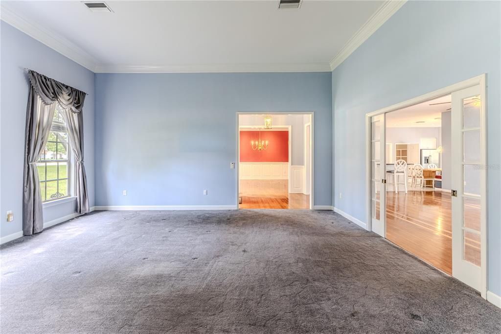 For Sale: $550,000 (3 beds, 2 baths, 3108 Square Feet)