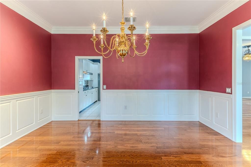 For Sale: $550,000 (3 beds, 2 baths, 3108 Square Feet)