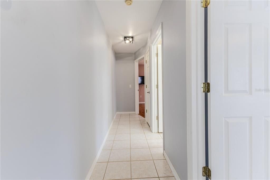 For Sale: $550,000 (3 beds, 2 baths, 3108 Square Feet)