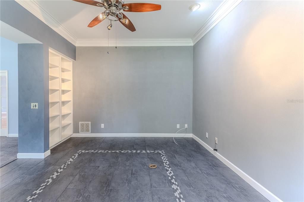 For Sale: $550,000 (3 beds, 2 baths, 3108 Square Feet)