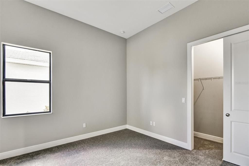 For Rent: $4,950 (4 beds, 4 baths, 3504 Square Feet)