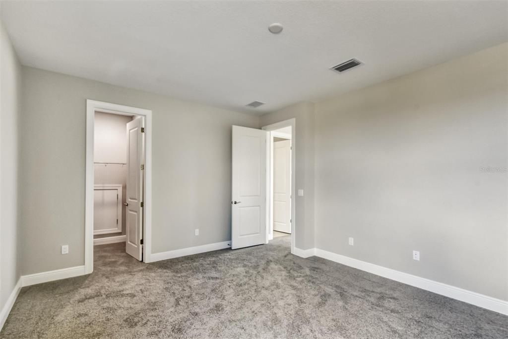 For Rent: $4,950 (4 beds, 4 baths, 3504 Square Feet)