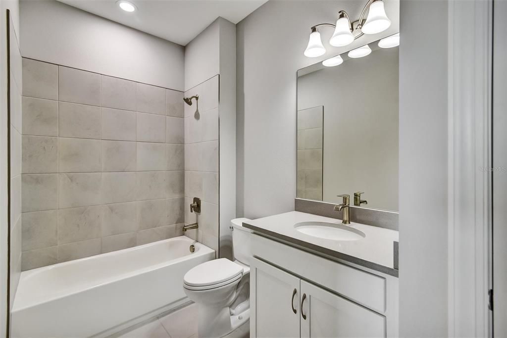 For Rent: $4,950 (4 beds, 4 baths, 3504 Square Feet)