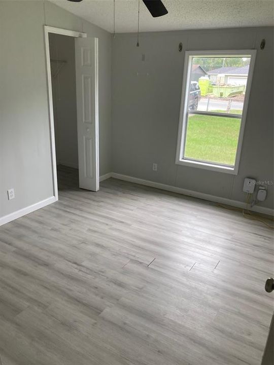 合同活跃: $114,610 (4 贝兹, 2 浴室, 1344 平方英尺)