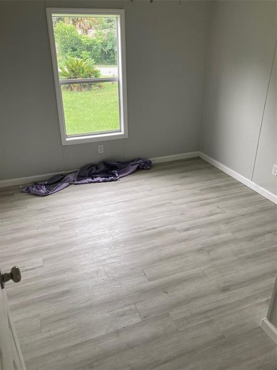 合同活跃: $114,610 (4 贝兹, 2 浴室, 1344 平方英尺)