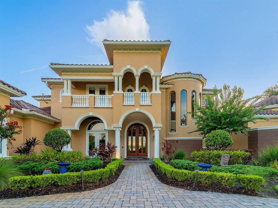For Sale: $3,400,000 (5 beds, 5 baths, 7098 Square Feet)