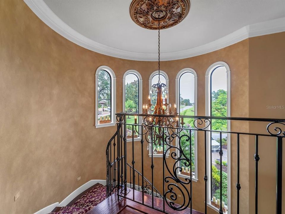 For Sale: $3,400,000 (5 beds, 5 baths, 7098 Square Feet)