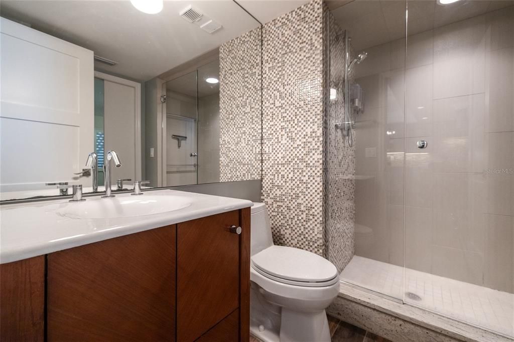 Active With Contract: $525,000 (2 beds, 2 baths, 1380 Square Feet)