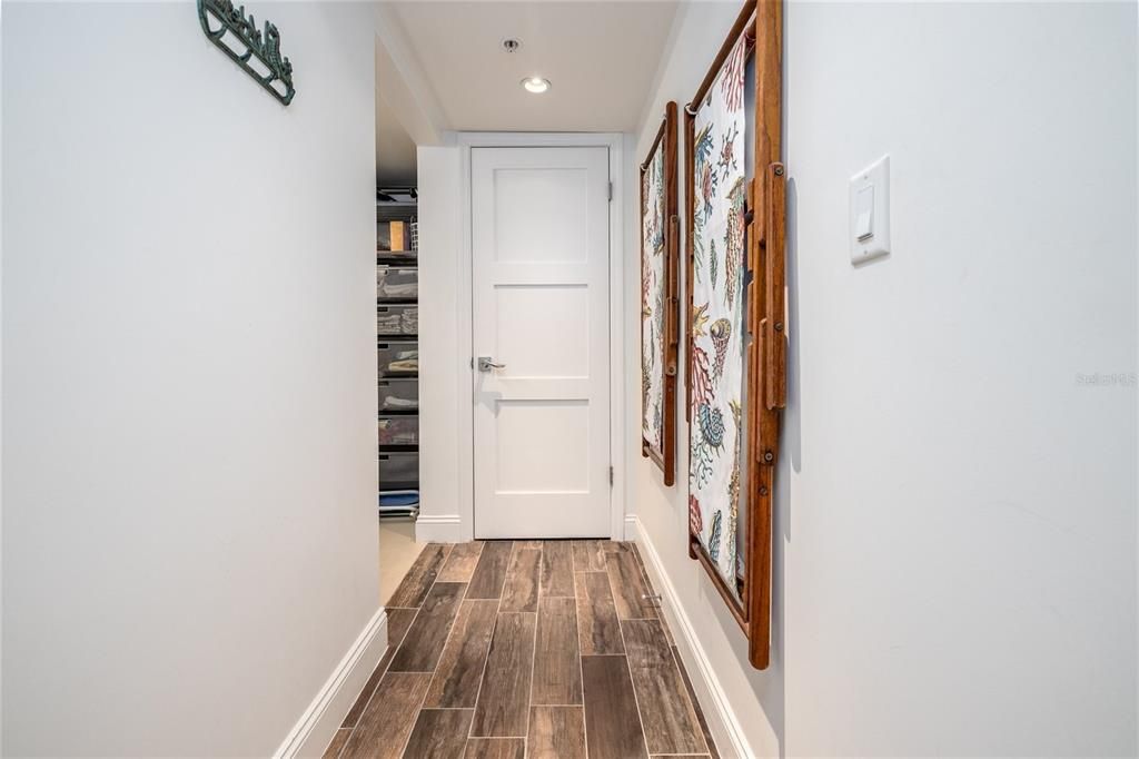 Active With Contract: $525,000 (2 beds, 2 baths, 1380 Square Feet)