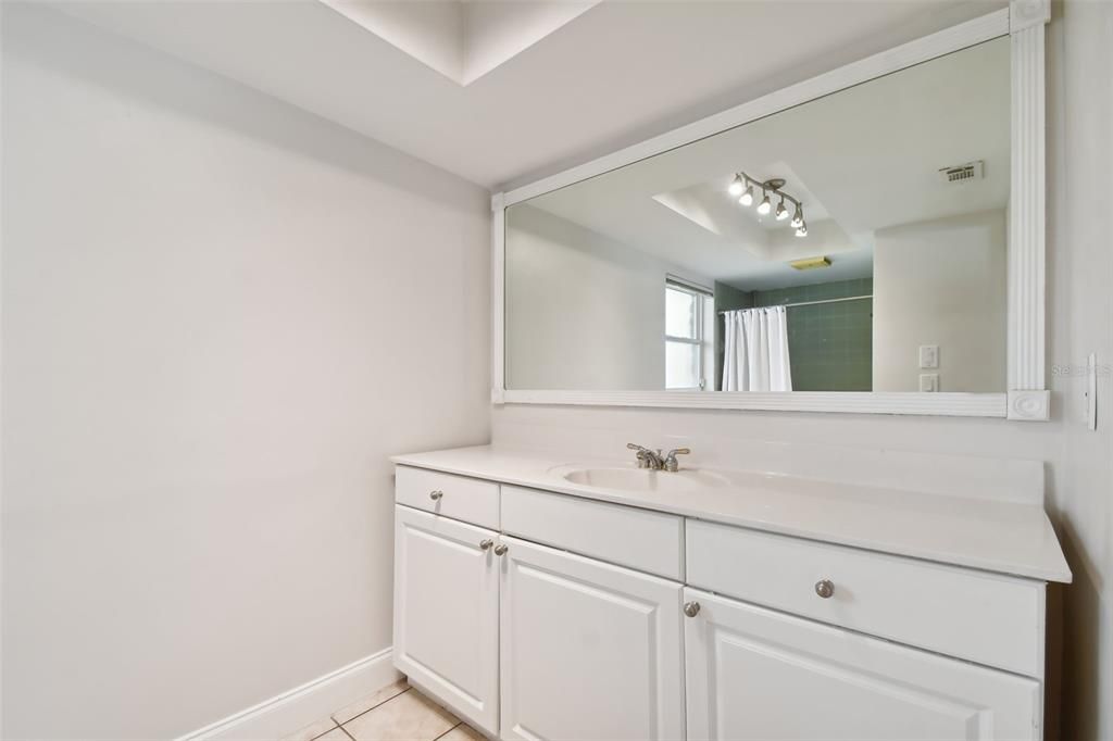 For Sale: $1,150,000 (4 beds, 2 baths, 2338 Square Feet)