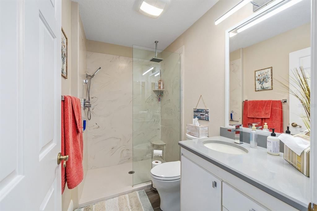 На продажу: $809,900 (3 спален, 2 ванн, 2082 Квадратных фут)