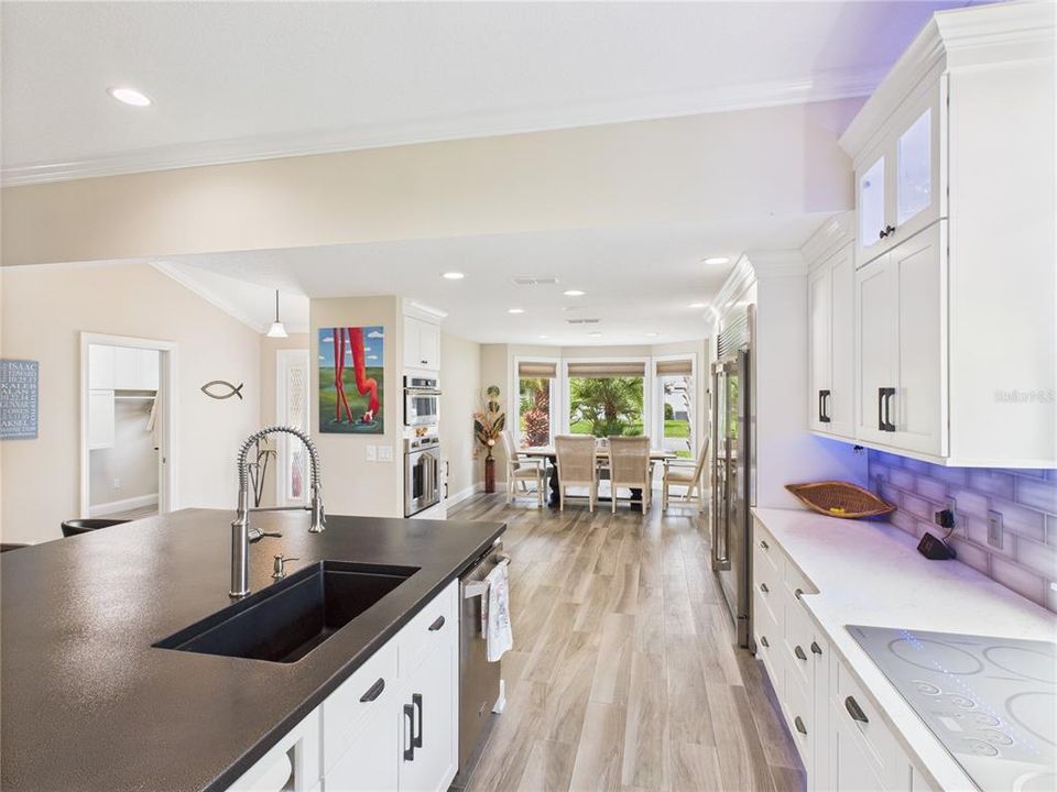 На продажу: $809,900 (3 спален, 2 ванн, 2082 Квадратных фут)