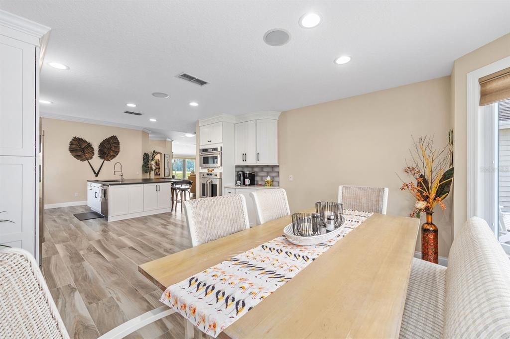 На продажу: $809,900 (3 спален, 2 ванн, 2082 Квадратных фут)