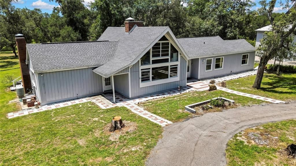 На продажу: $1,350,000 (3 спален, 2 ванн, 2393 Квадратных фут)