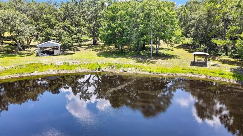 На продажу: $1,350,000 (3 спален, 2 ванн, 2393 Квадратных фут)